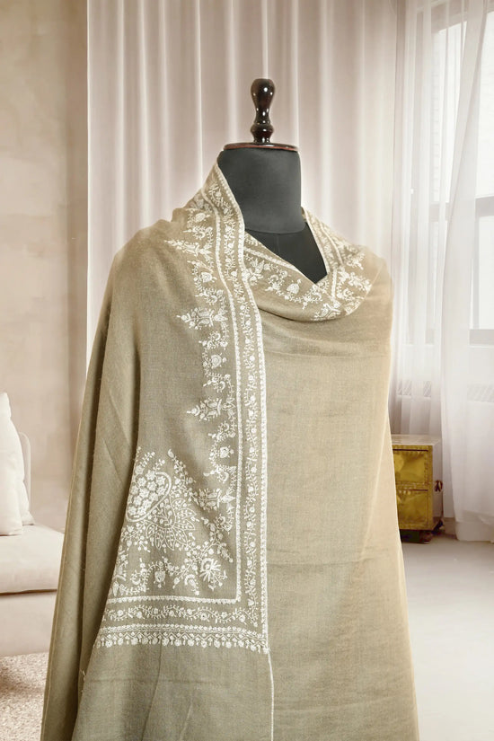 Belgium Toosh with Sozni Embroidery Border
