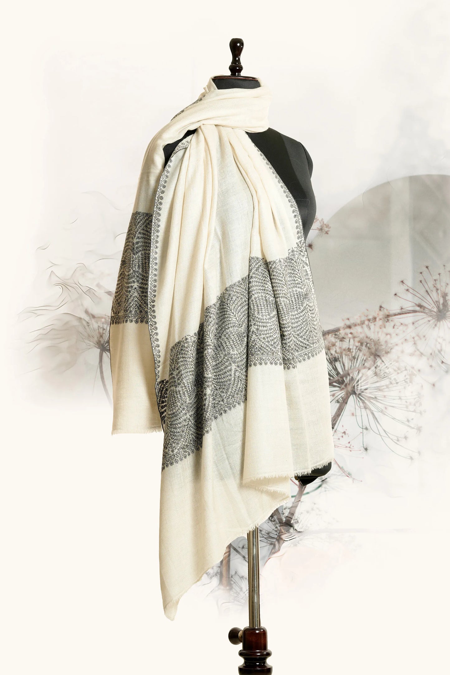 Belgium Toosh Shawl with Sozni Border