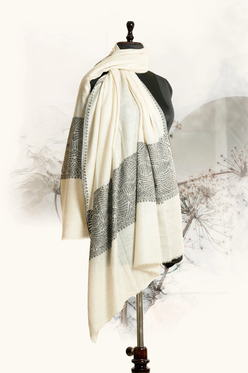 Belgium Toosh Shawl with Sozni Border