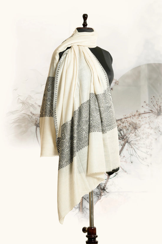 Belgium Toosh Shawl with Sozni Border