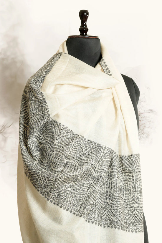 Belgium Toosh Shawl with Sozni Border