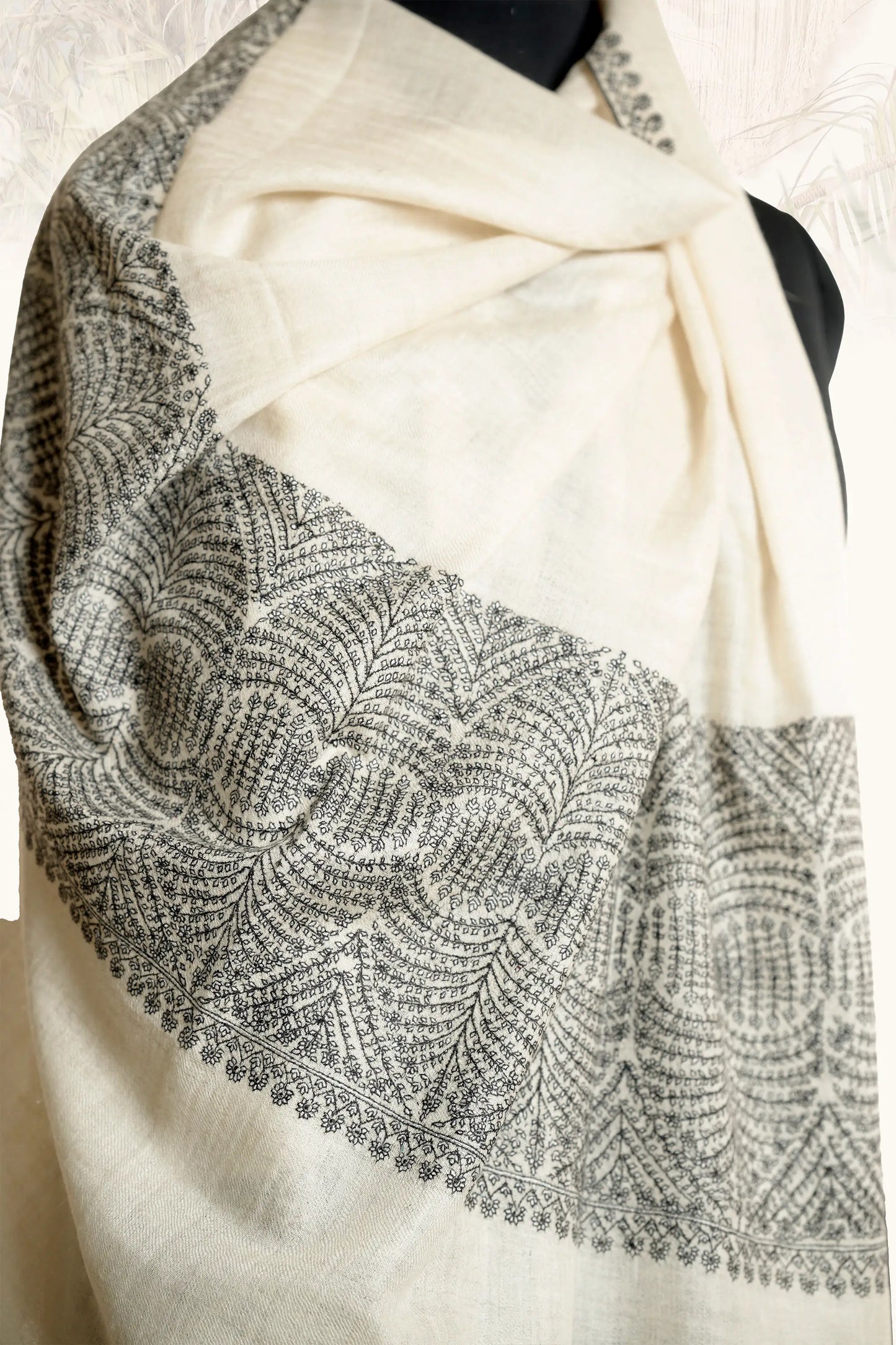 Belgium Toosh Shawl with Sozni Border
