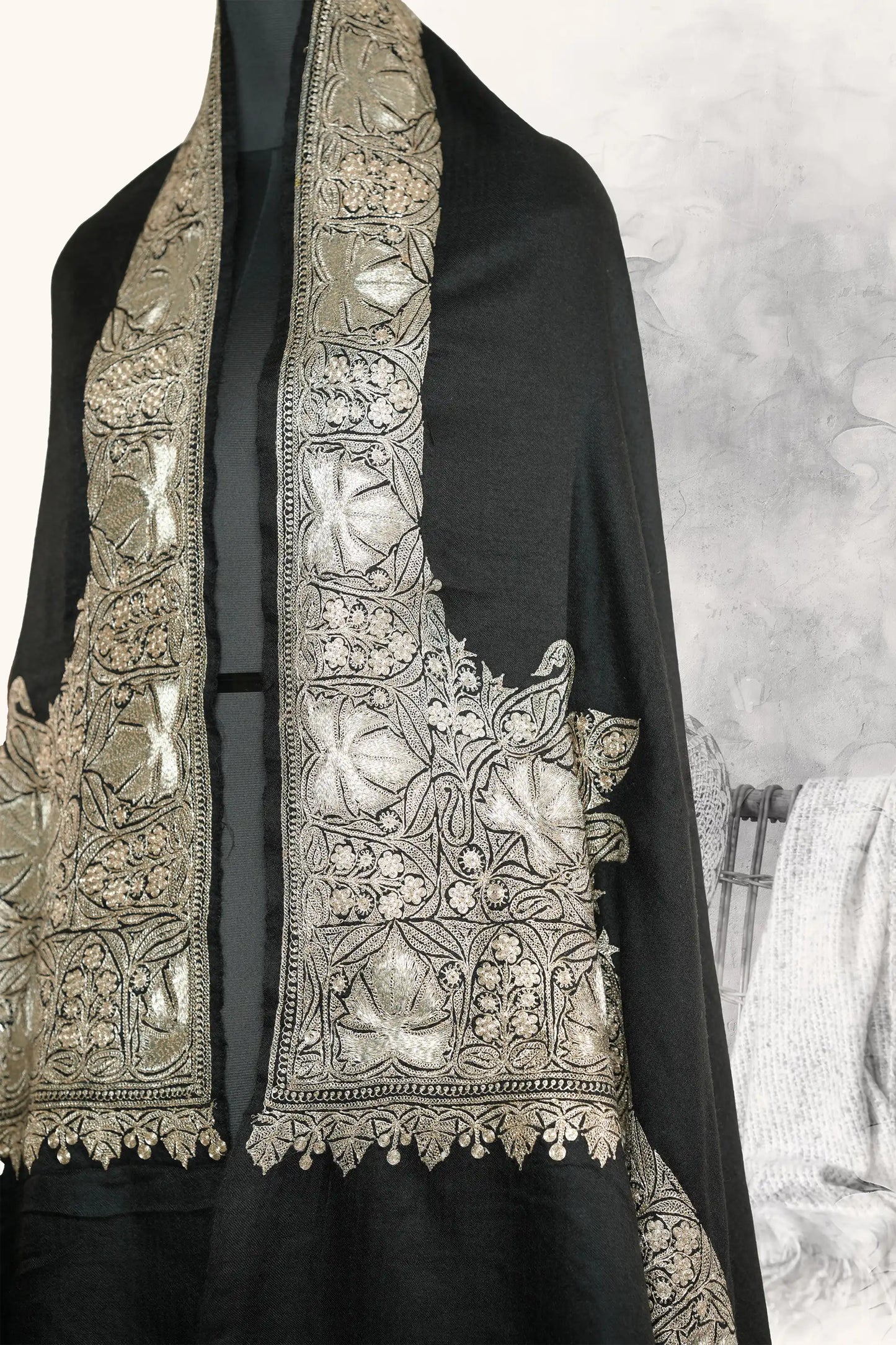 Black Tilla Border Shawl