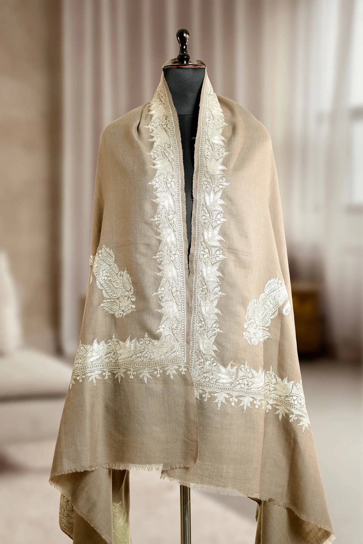 Natural Colour Tilla Border Shawl