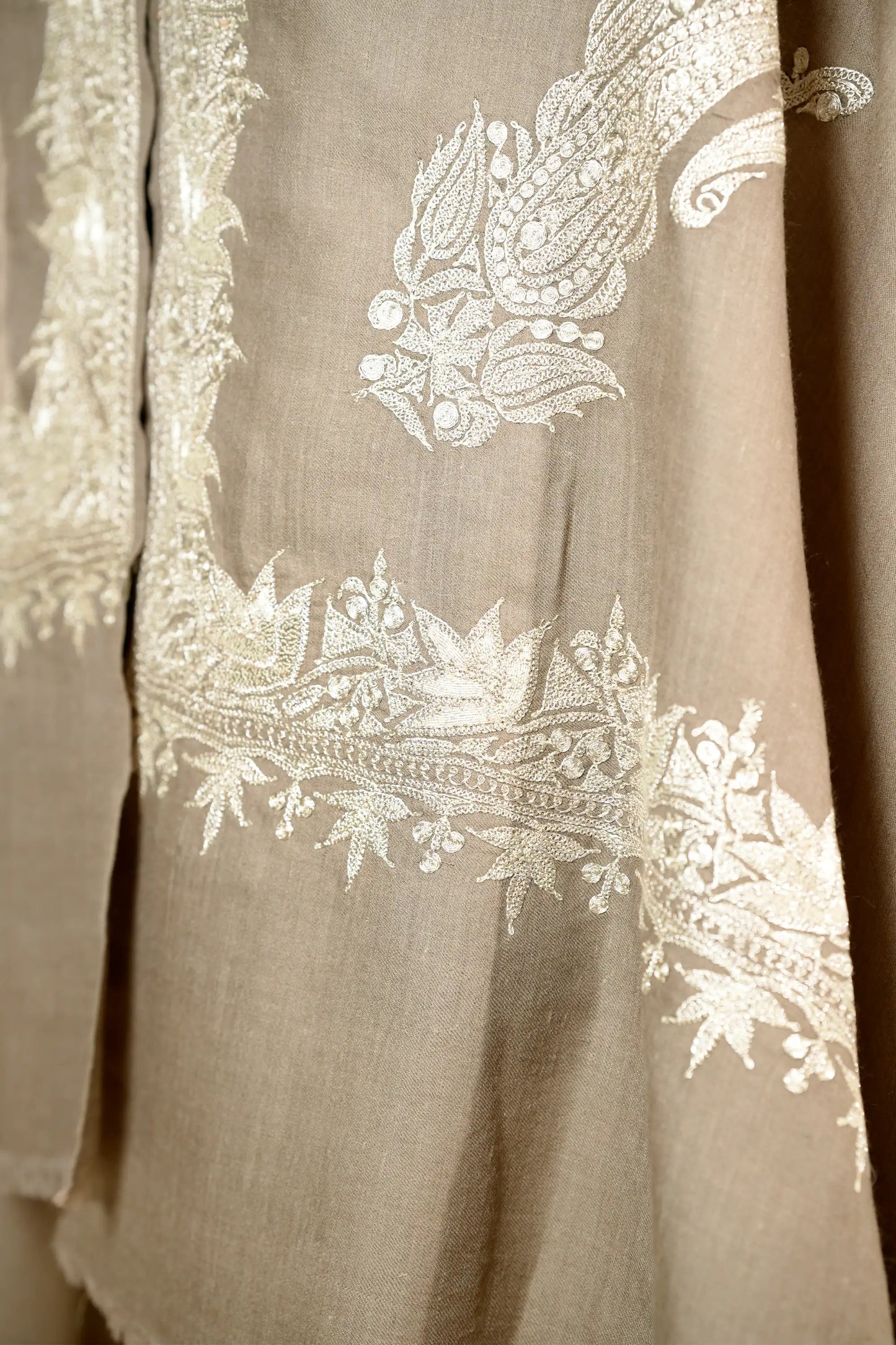 Natural Colour Tilla Border Shawl