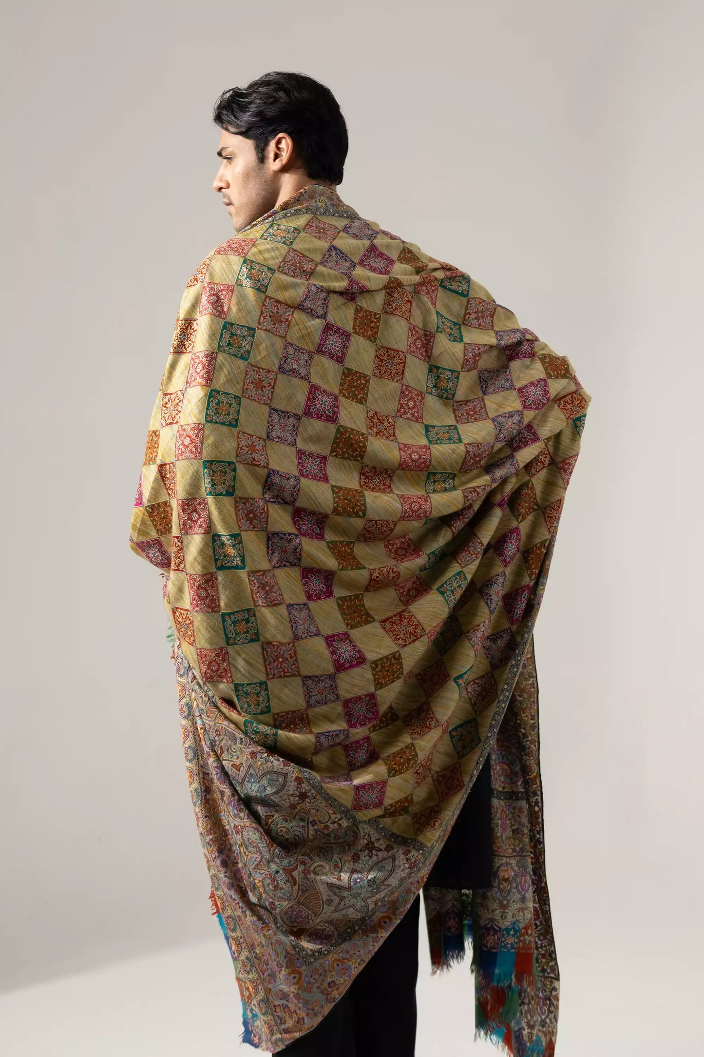 MEN's KALAMKARI SHAWL WITH SOZNI WORK