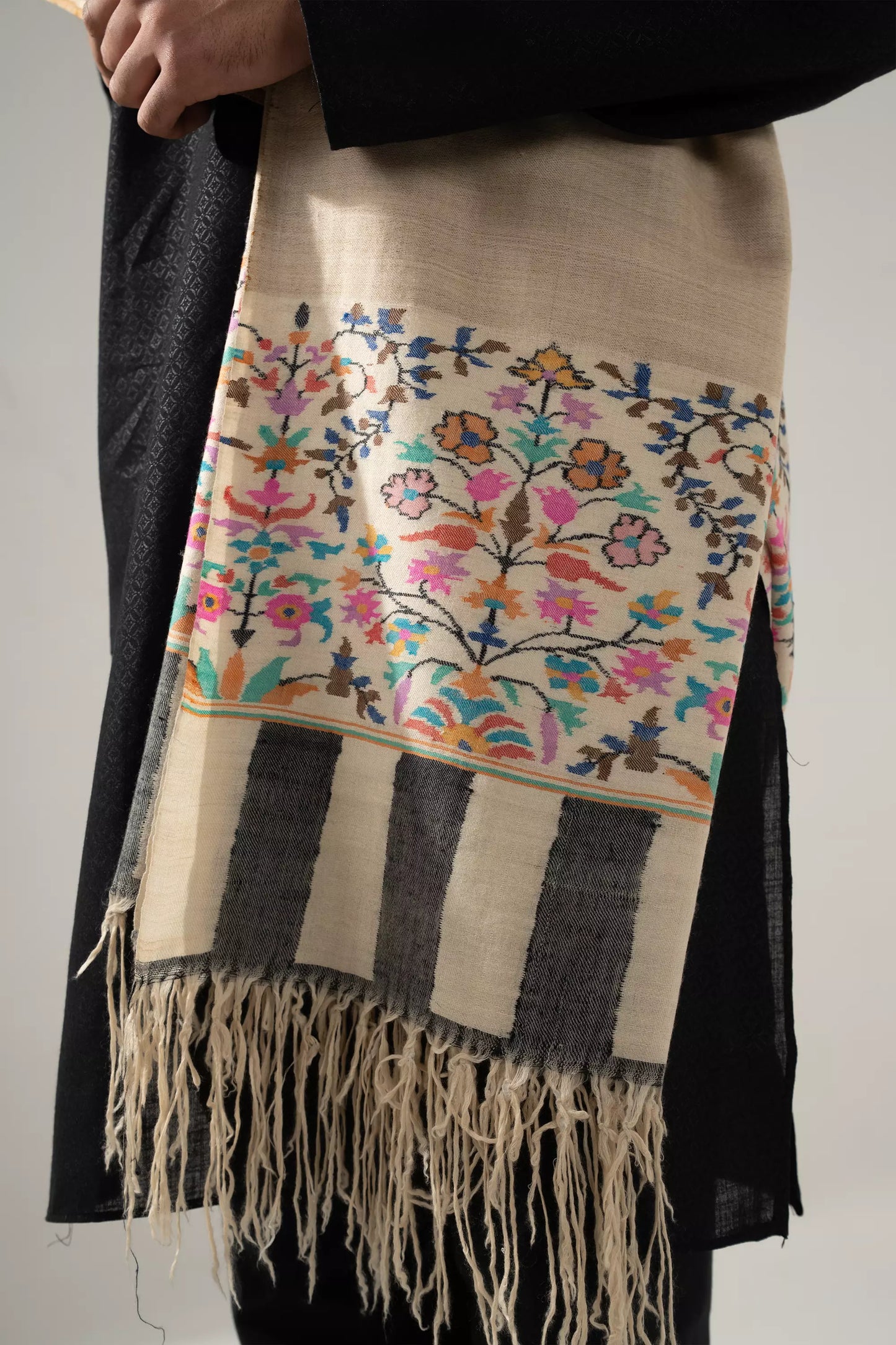 Men's Off White Kani Border Shawl