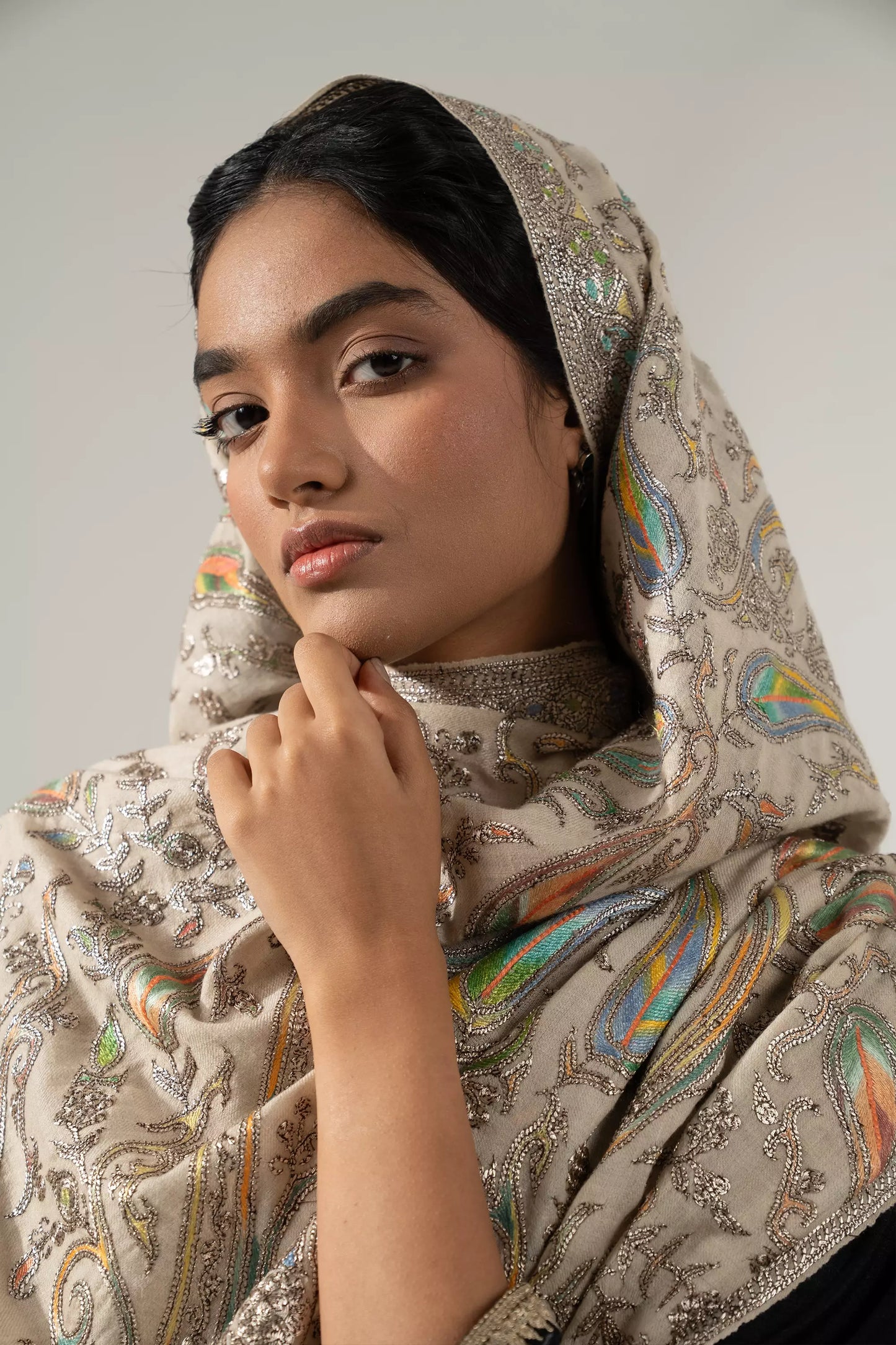 Tilla Embroidery Shawl  with Sozni Highlights  for Women