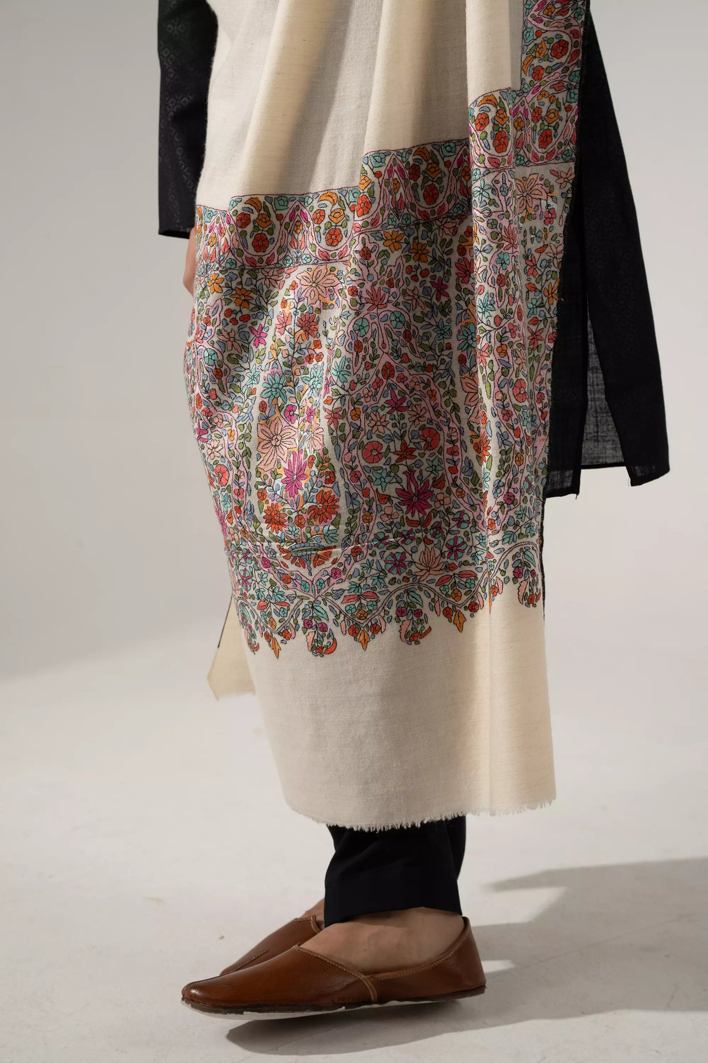 Paper Mache Shawl in Off White