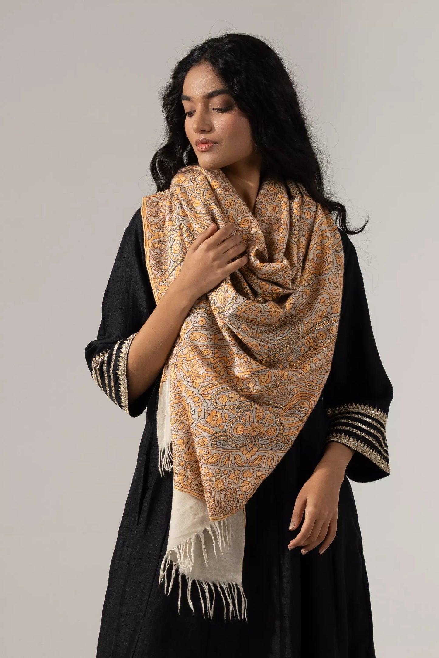 Paper Mache Shawl with Tilla Highlights