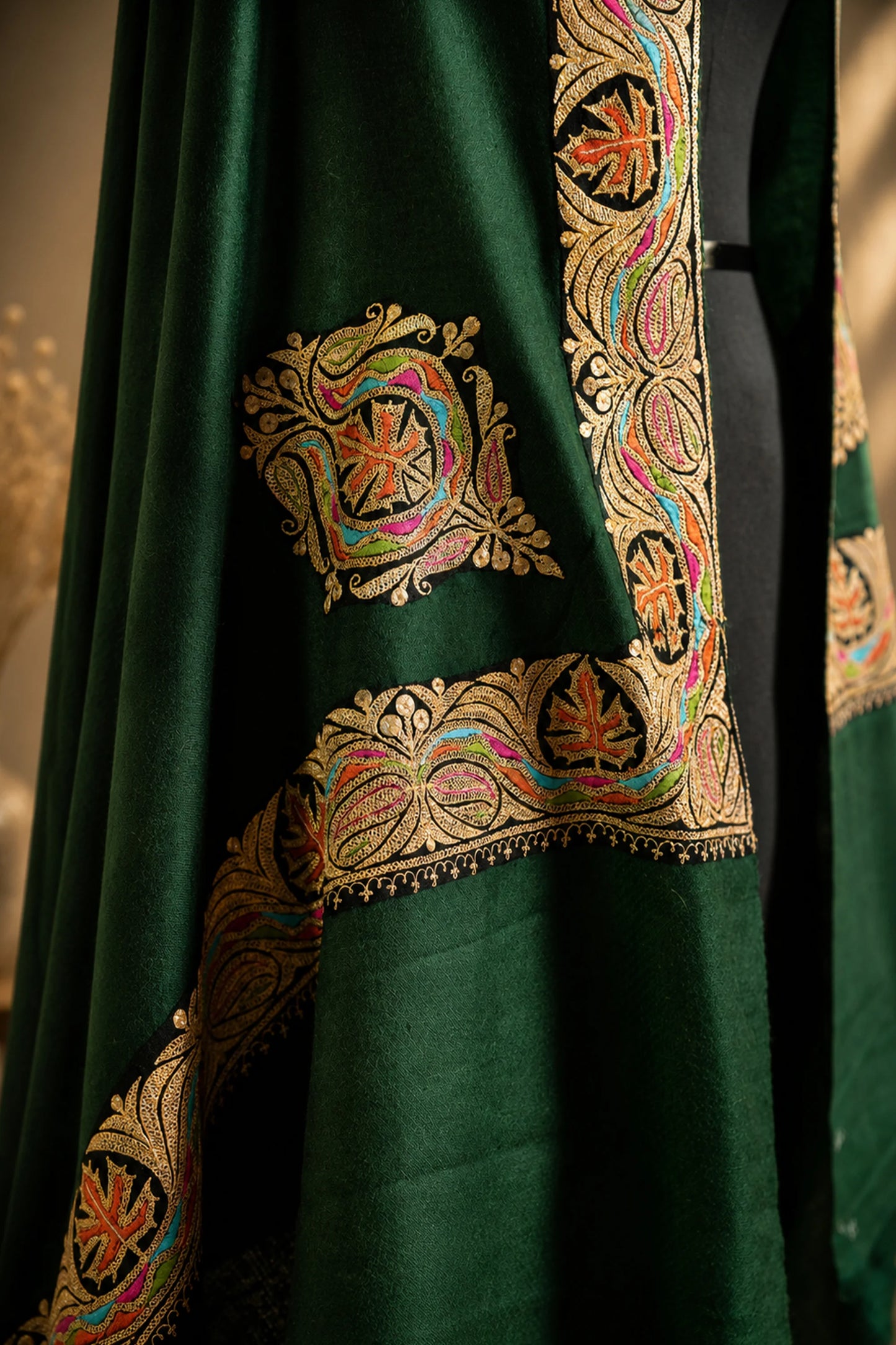 Tilla Embroidery Border Shawl with Sozni Highlights